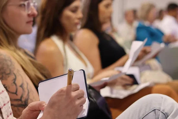 Cooperativismo em ação: confira a agenda de abril