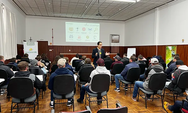 Cooperativa Vinícola Garibaldi estimula qualificação dos associados para gestão da propriedade rural
