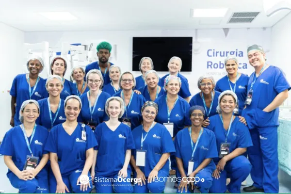 Sistema Ocergs apoia 4ª turma de cirurgia robótica da Unimed
