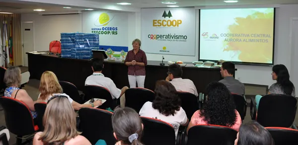 Projeto A Turminha da Reciclagem premia Escolas Cidadãs 2014