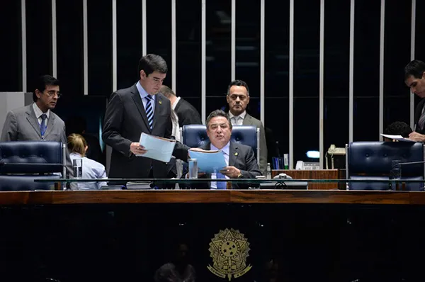 Projeto que trata sobre contratos de integração segue para sanção