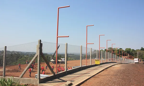 Creluz lança construção de complexo solar em Ametista do Sul