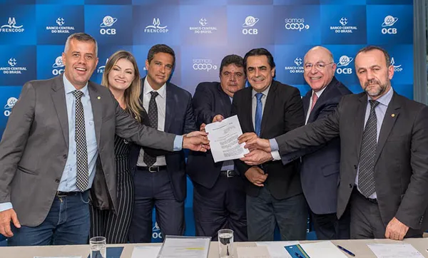 Apresentado projeto de modernização da Lei Complementar 130