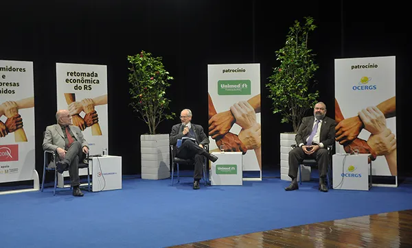 Ocergs recebe homenagem por atuação de destaque na pandemia da Covid-19