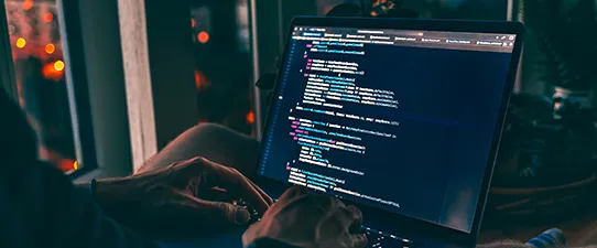 Unicred apresenta programa remunerado para a formação de profissionais em TI