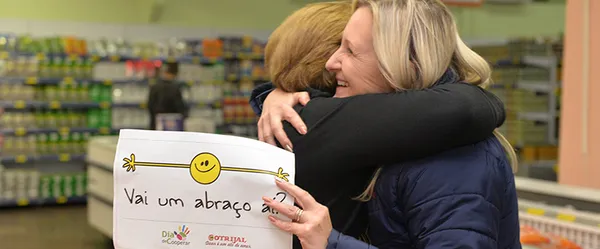 Cotrijal promove ação do Dia C