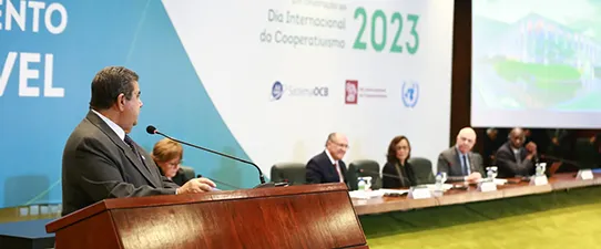 Cooperativismo e desenvolvimento sustentável é tema de seminário