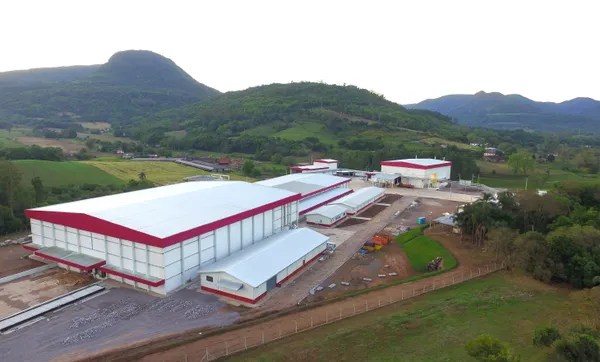 Dália Alimentos inaugurará Complexo Avícola no dia 13 de dezembro