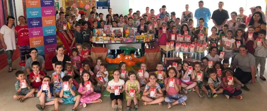 Criança Dália beneficia 288 estudantes de escolas em Itapuca