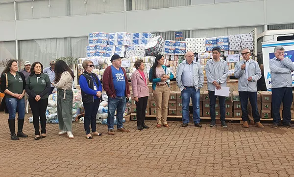 Coopatrigo celebrou o Dia C distribuindo mais de 19 toneladas de alimentos