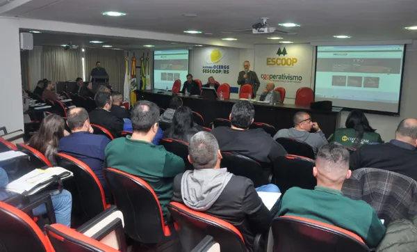 Encontro das Cooperativas de Transporte reúne lideranças do ramo