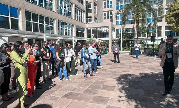 Encontro impulsiona futuro do cooperativismo de crédito com imersão ao passado