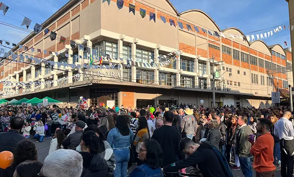 1ª Festa Julina da Coop Vinícola Aurora arrecada mais de mil toneladas de alimentos para entidades