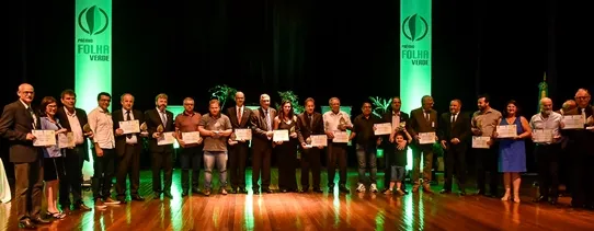 Assembleia premia protagonismo de pessoas e instituições no desenvolvimento rural com Prêmio Folha Verde