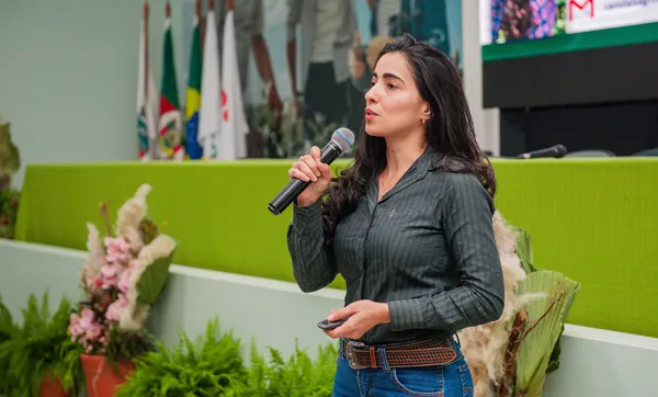 Jovens debatem sucessão rural na Expodireto
