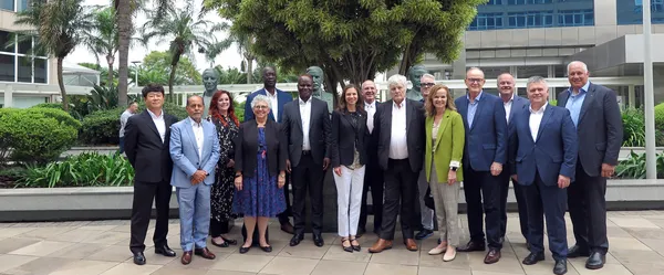 Sicredi recebe comitiva internacional para imersão no cooperativismo de crédito