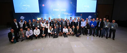 Intercoop discute autogestão nas cooperativas
