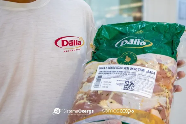 Dália aposta em praticidade e amplia linha de frangos temperados