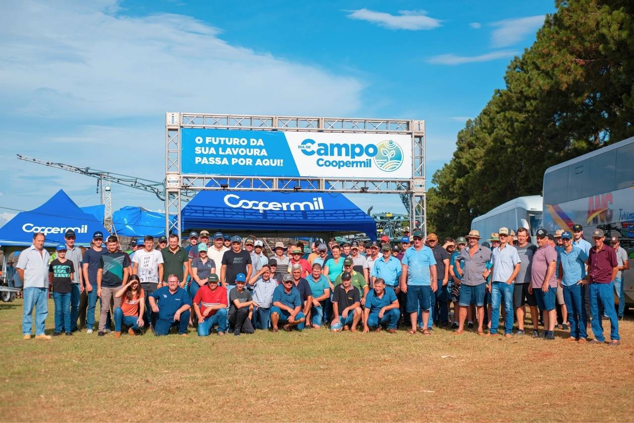 Coopermil reúne 1800 participantes no Dia de Campo Produz Mais 