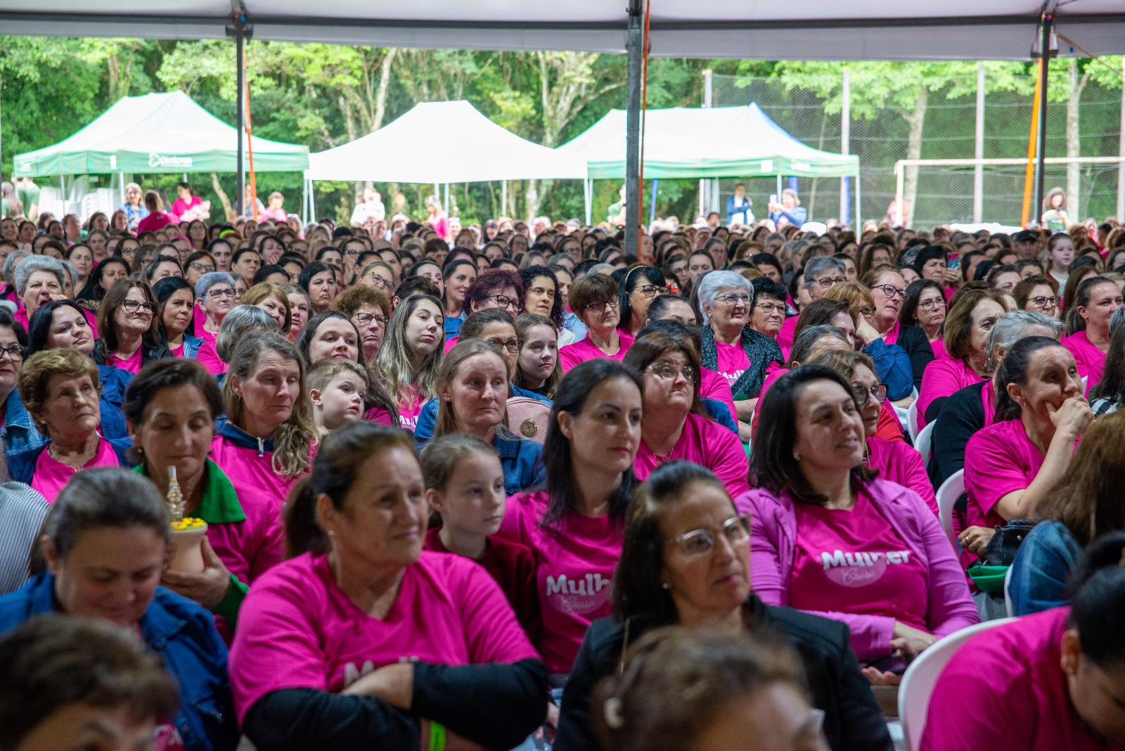 Encontro Mulher Coasa - Especial 30 anos reuniu aproximadamente 2.500 mulheres