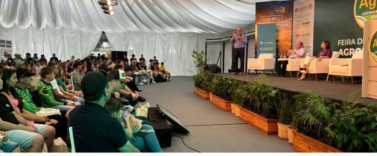 Participação jovem é destaque em dia dedicado ao cooperativismo na Expoagro Cotricampo