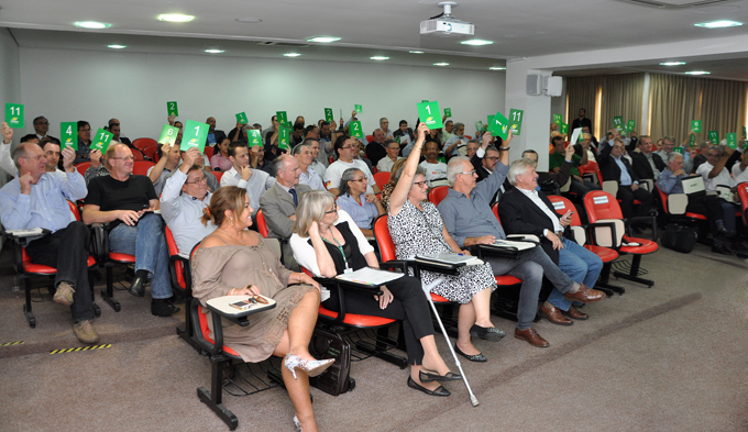 Assembleia da Ocergs aprova prestação de contas de 2014 e plano de trabalho 2015