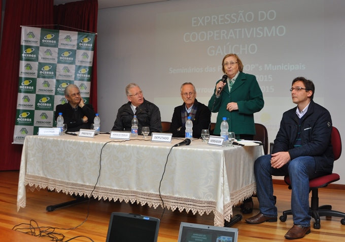 Primeiro encontro das Frencoops municipais em 2015 foi realizado em Farroupilha