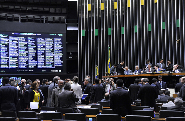 Congresso derruba vetos sobre gestão do Seguro Rural