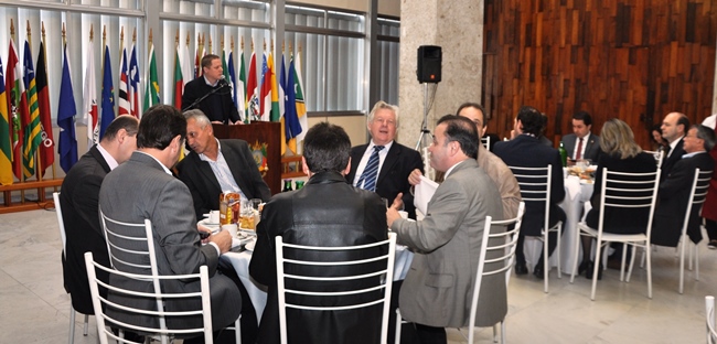 Ocergs reúne deputados da Frencoop estadual em café da manhã