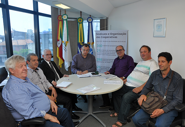 Ocergs participa de reunião de negociação coletiva