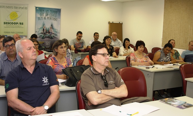 Sescoop/RS e governo do Estado realizaram II Encontro de Diretores de Escolas Técnicas Agrícolas