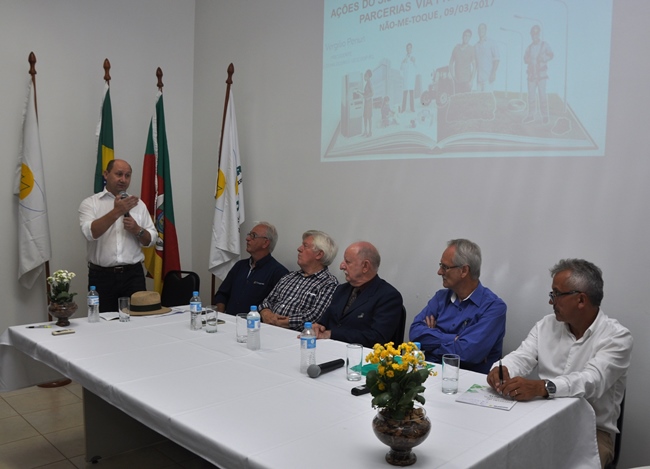 Seminário das Frencoops em Não-Me-Toque reuniu vereadores da região norte do RS