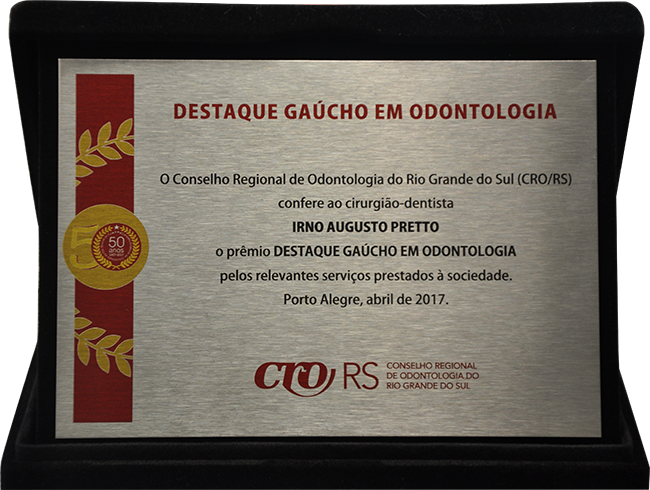 Irno Pretto recebe Prêmio Destaque Gaúcho em Odontologia