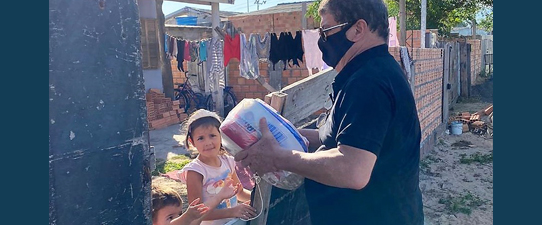 Unicred Porto Alegre faz novas doações de alimentos a comunidades carentes