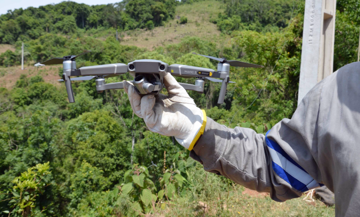 Certel utiliza drone para viabilizar rede trifásica em Canudos do Vale