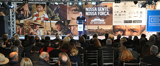 Abertura oficial destaca a importância de quem trabalha no campo