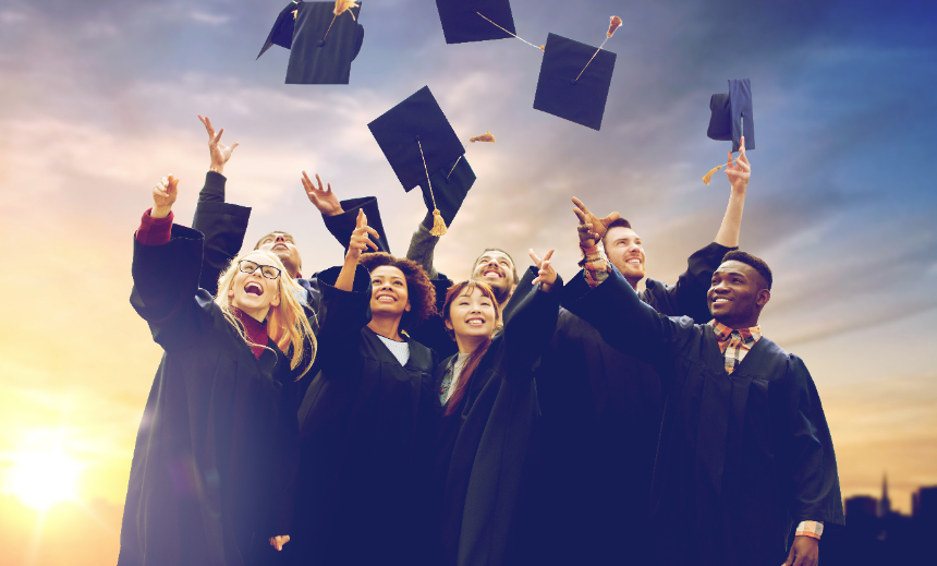 Coasa forma turma de jovens aprendizes cooperativos do campo