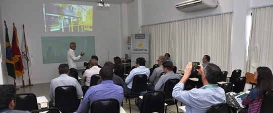 Programa de exportação para cooperativas agropecuárias foi apresentado na Expodireto