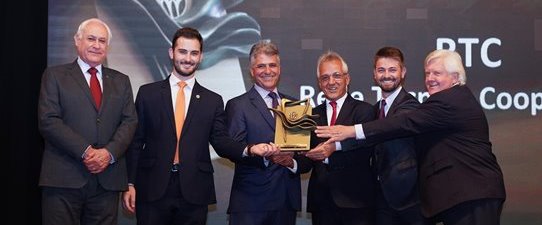 Expodireto Cotrijal premiou destaques em noite de festa