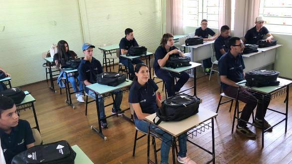 Aprendizes do Projeto Semeadores de Inclusão da Coagrisol iniciam aulas