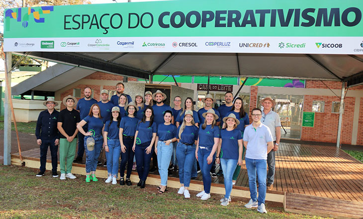 Cooperativismo marca presença na Feira Hortigranjeiros