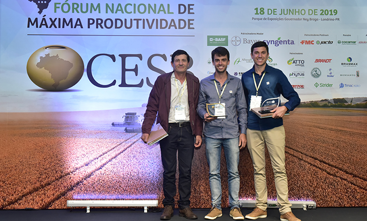 Assistência Técnica da Cotrisal é campeã de Produtividade de soja no Brasil