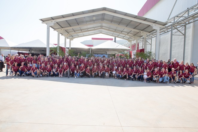 Dália Alimentos inaugura Complexo Avícola com presença da ministra da Agricultura