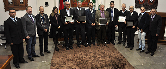 Câmara de Encantado homenageia cooperativistas