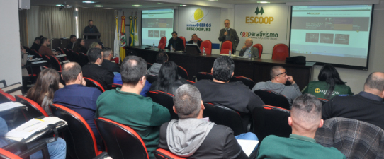 Encontro das Cooperativas de Transporte reúne lideranças do ramo