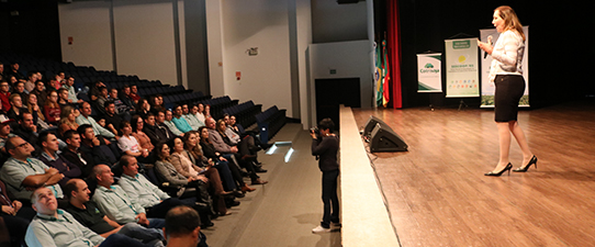 Cotrisoja realiza encontro de jovens