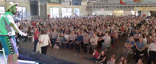 Associadas participam do 13º Encontro de Mulheres com Atividade do Leite Santa Clara