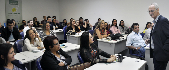 Escoop recebe visita de cooperativistas do Tocantins