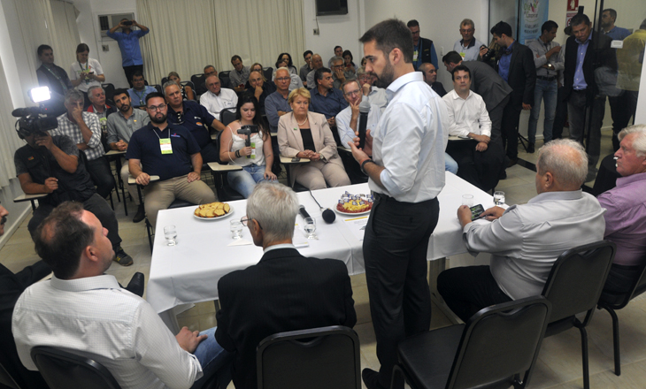 Governador Eduardo Leite recebido na Casa do Cooperativismo na Expodireto