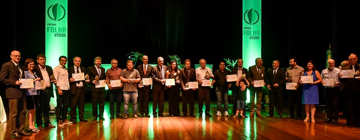 Assembleia premia protagonismo de pessoas e instituições no desenvolvimento rural com Prêmio Folha Verde